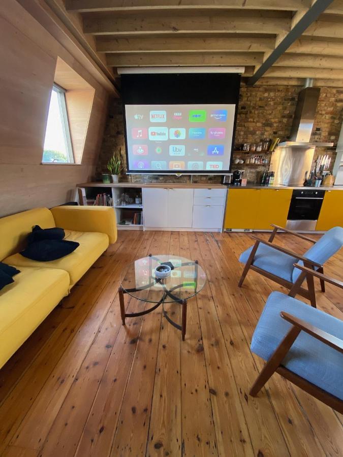 Bright & Beautiful Loft 10Mins To Shoreditch Londra Dış mekan fotoğraf