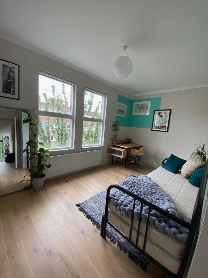 Bright & Beautiful Loft 10Mins To Shoreditch Londra Dış mekan fotoğraf